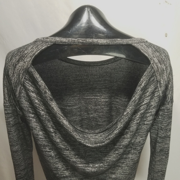 rag & bone/ JEAN Sweater Size XS Draped Cut-Out Back Heathered Black & Grey - Picture 4 of 4
